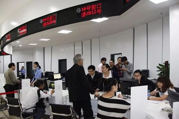 “证照分离”改革下信息网络传播视听节目许可证的制度重构与业务合规路径
